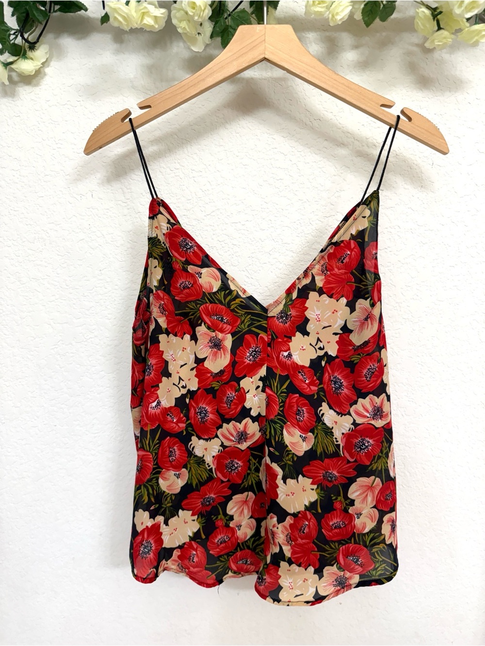 Reformed • Floral Red & Cream Coquette Cottagecore V-Neck Lightweight Camisole